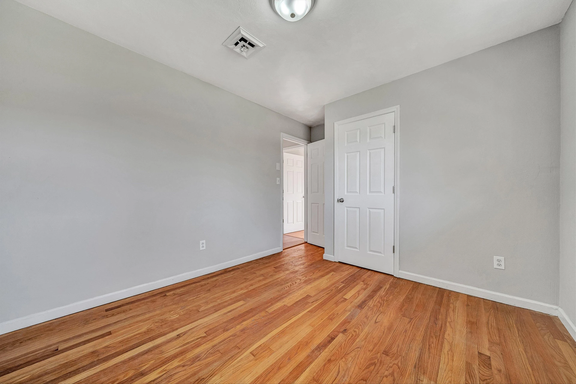 58 Lakeland CIR - Photo 20