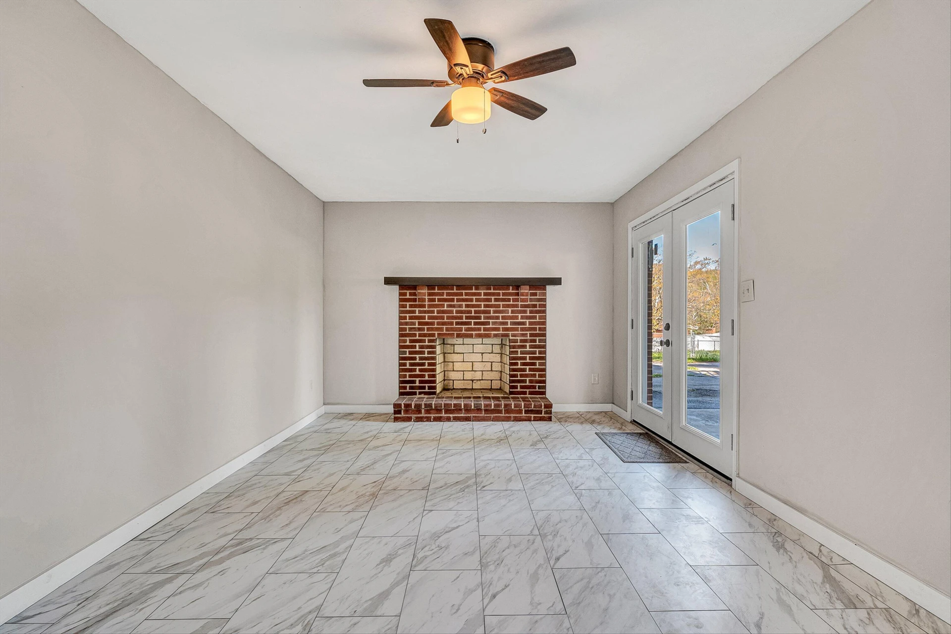 58 Lakeland CIR - Photo 28