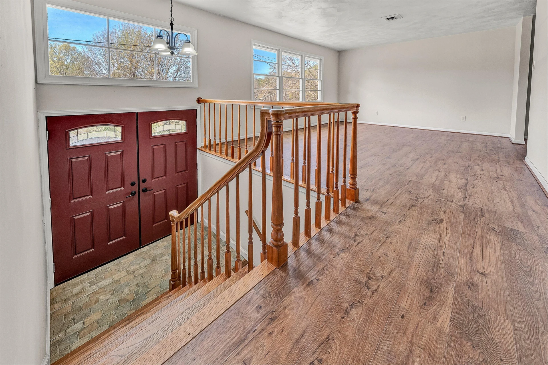 58 Lakeland CIR - Photo 4