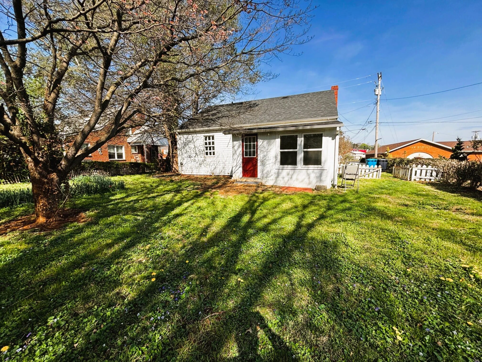 902 Whitney AVE NW - Photo 13
