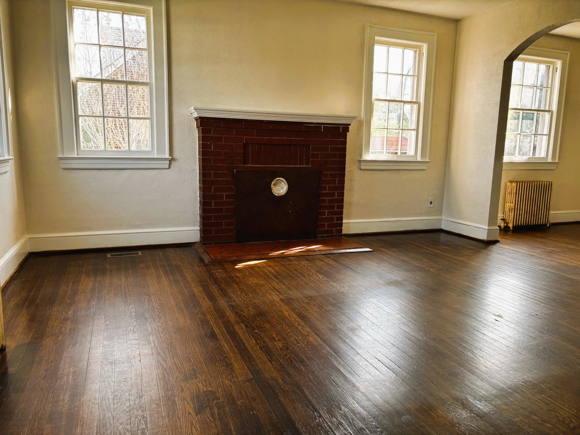902 Whitney AVE NW - Photo 3