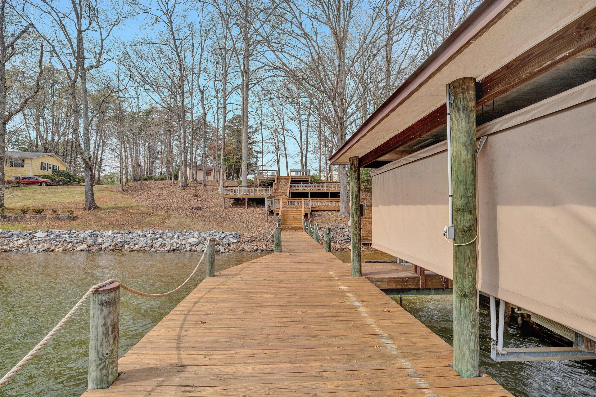 136 Belle Isle RD - Photo 14