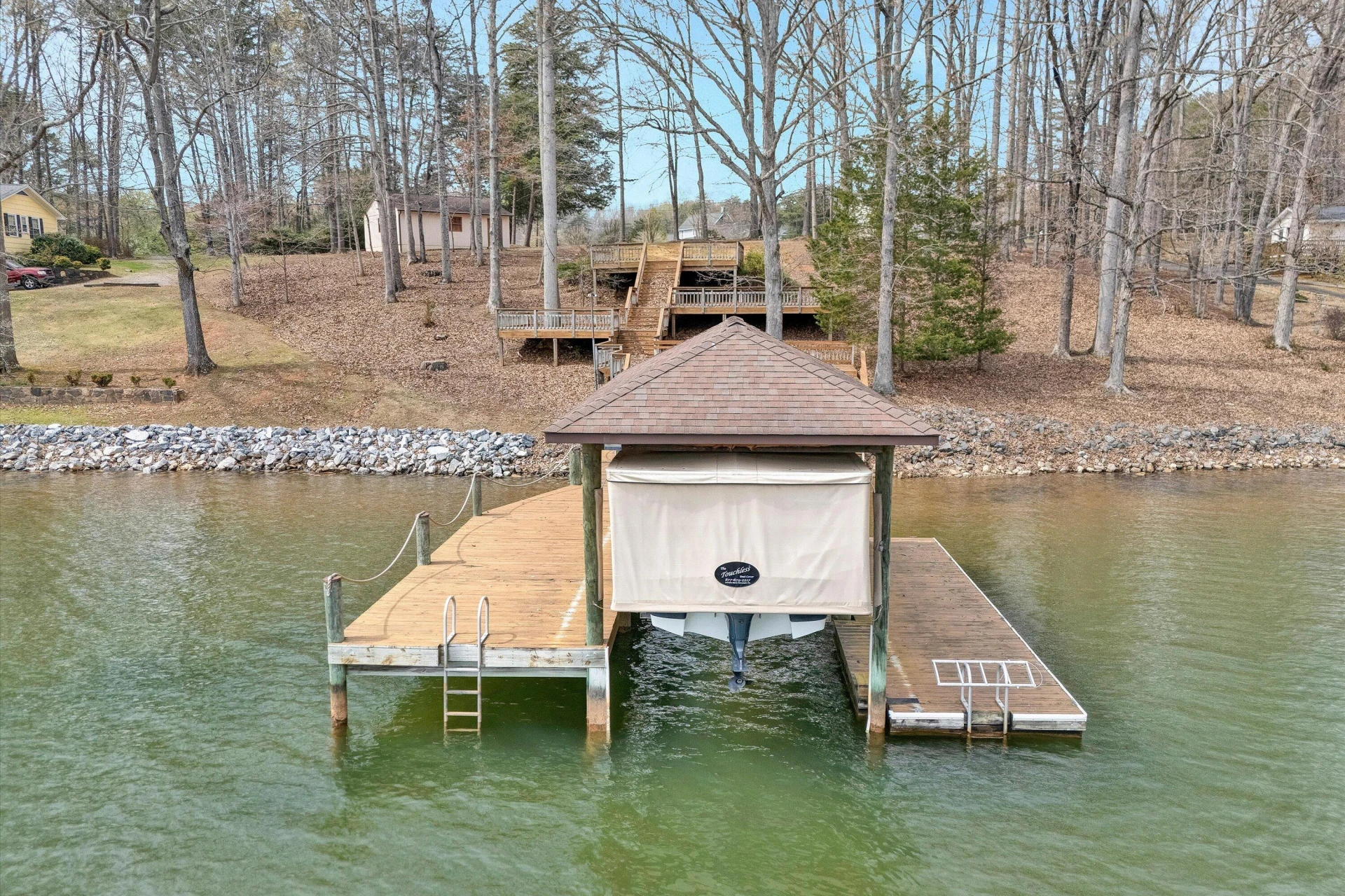 136 Belle Isle RD - Photo 16