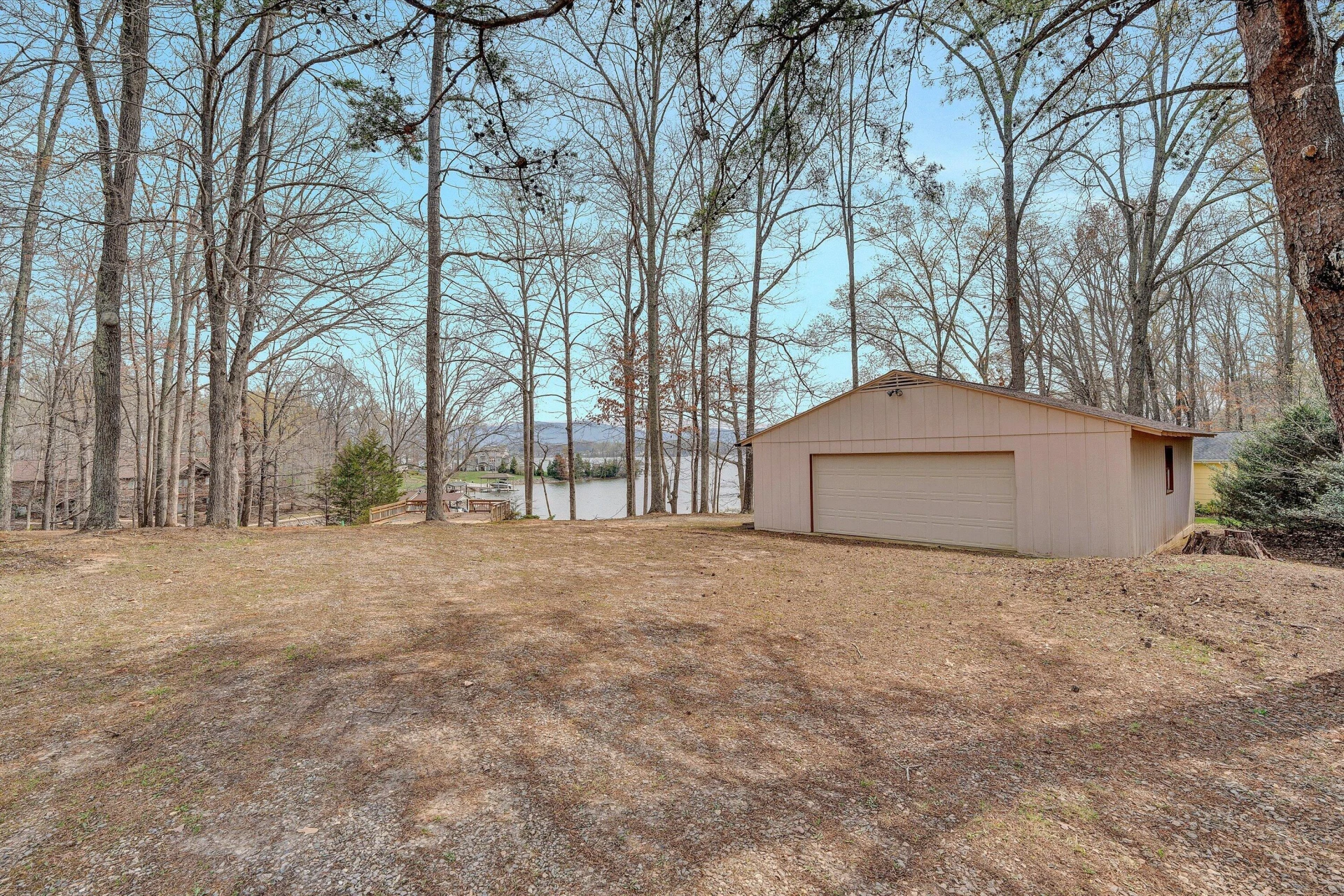 136 Belle Isle RD - Photo 20