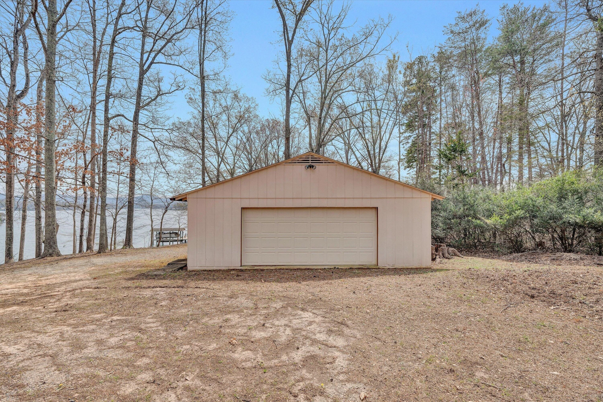 136 Belle Isle RD - Photo 22