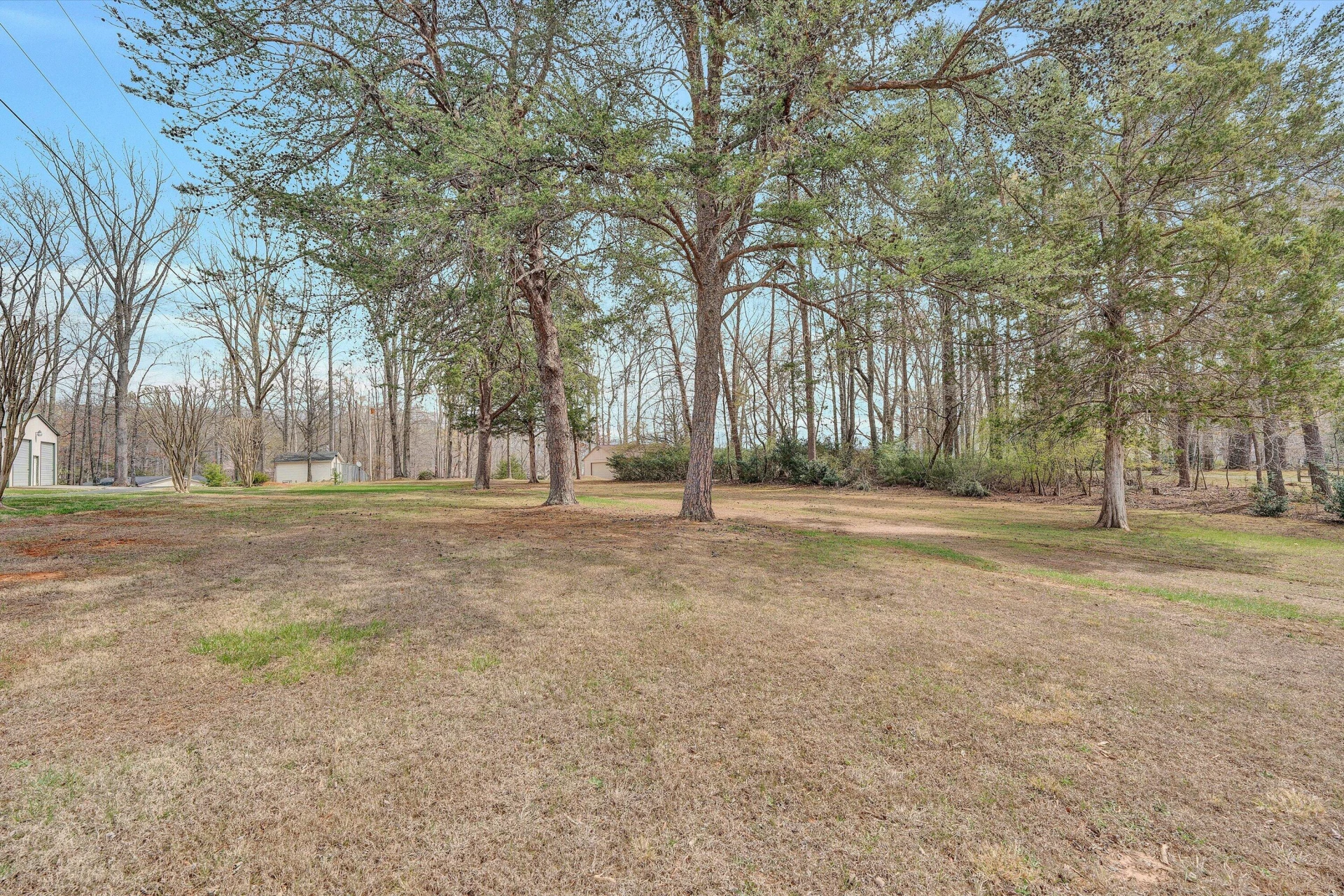 136 Belle Isle RD - Photo 25
