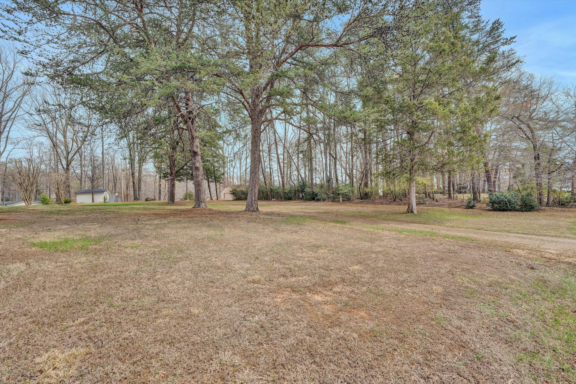 136 Belle Isle RD - Photo 28