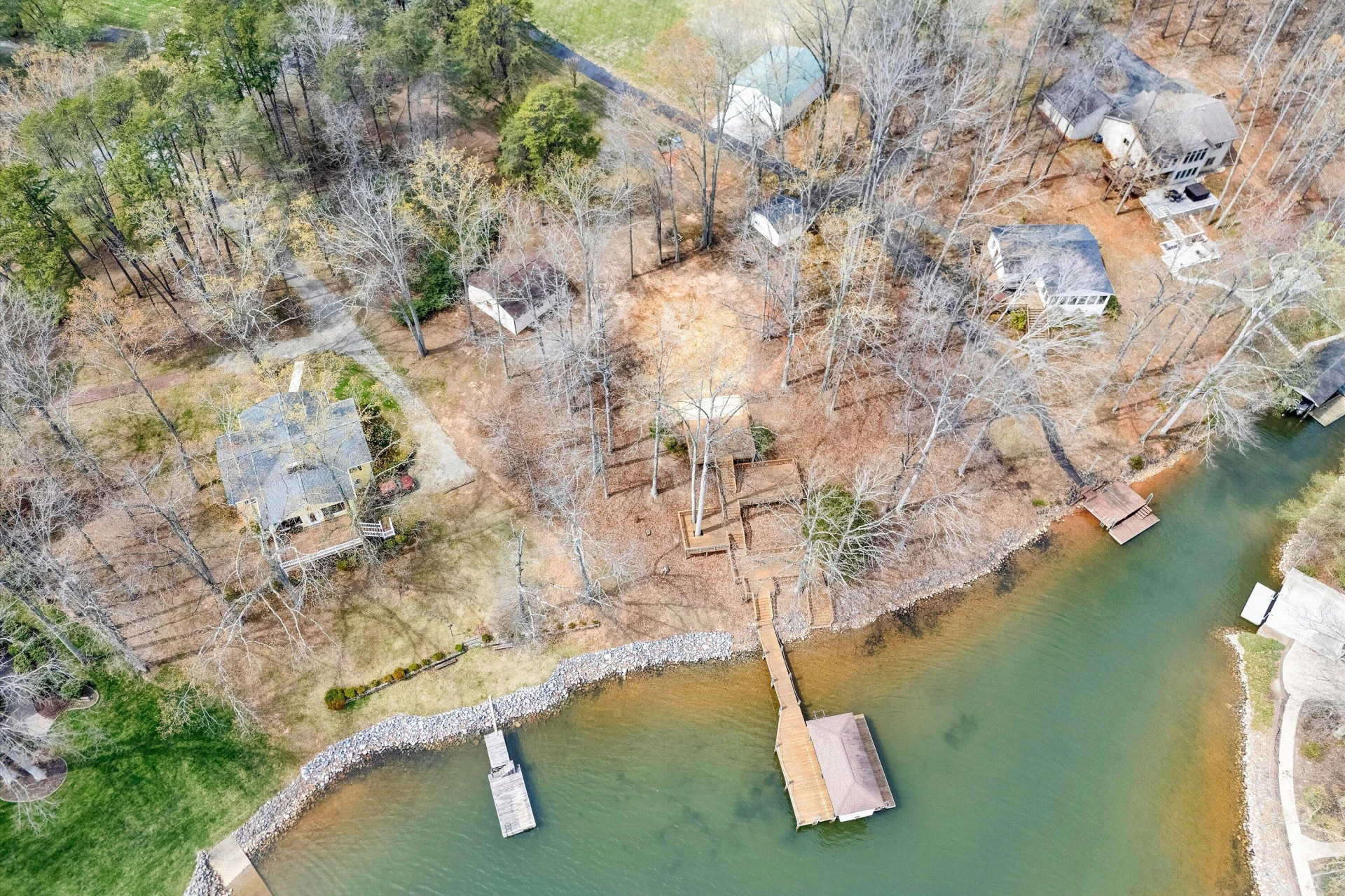 136 Belle Isle RD - Photo 33