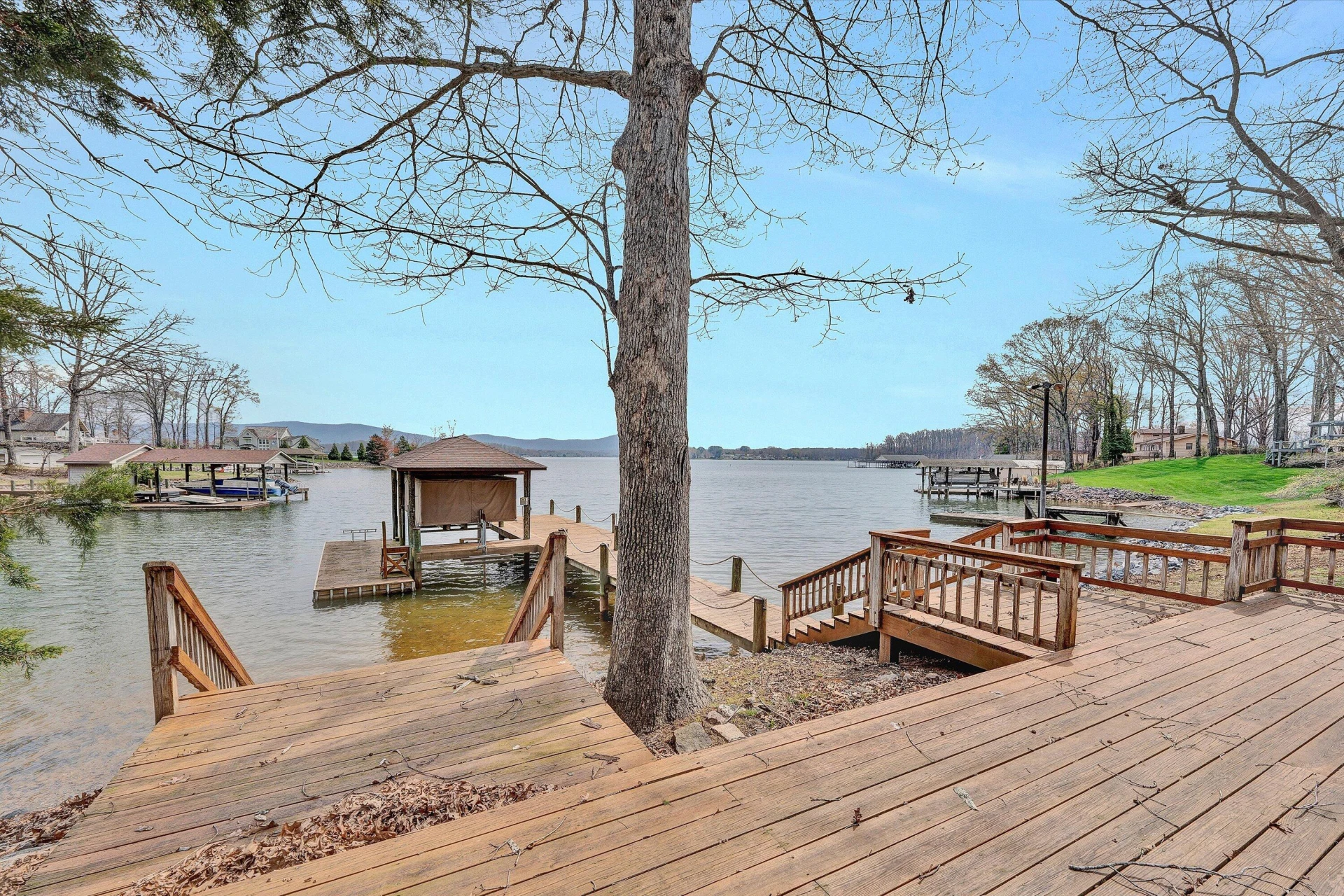 136 Belle Isle RD - Photo 7