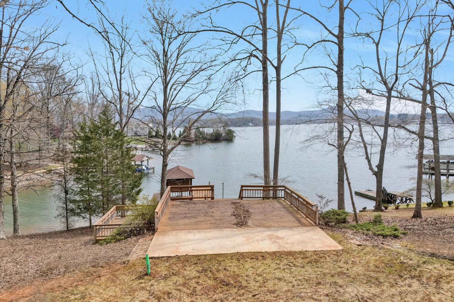 136 Belle Isle RD - Photo 9