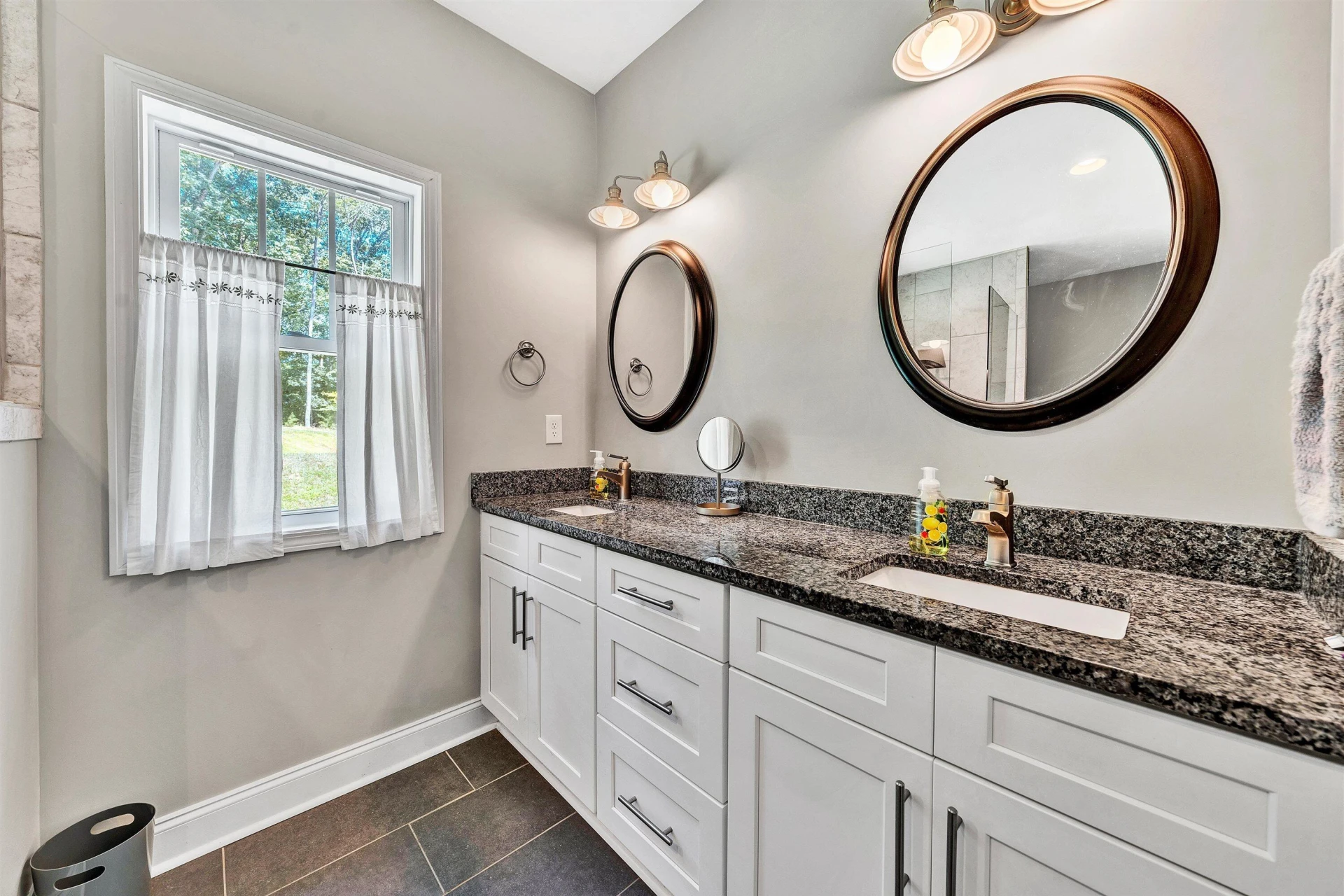 4273 Daugherty RD - Photo 17