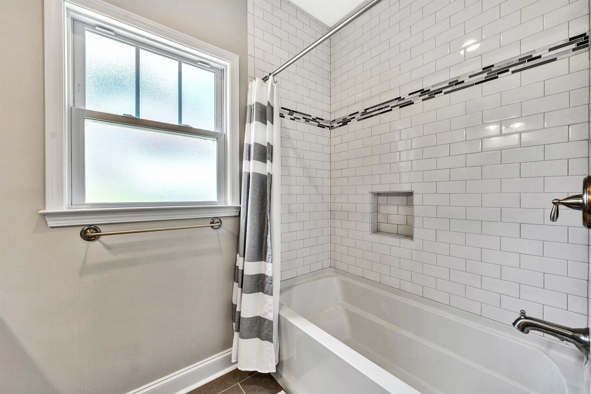 4273 Daugherty RD - Photo 21