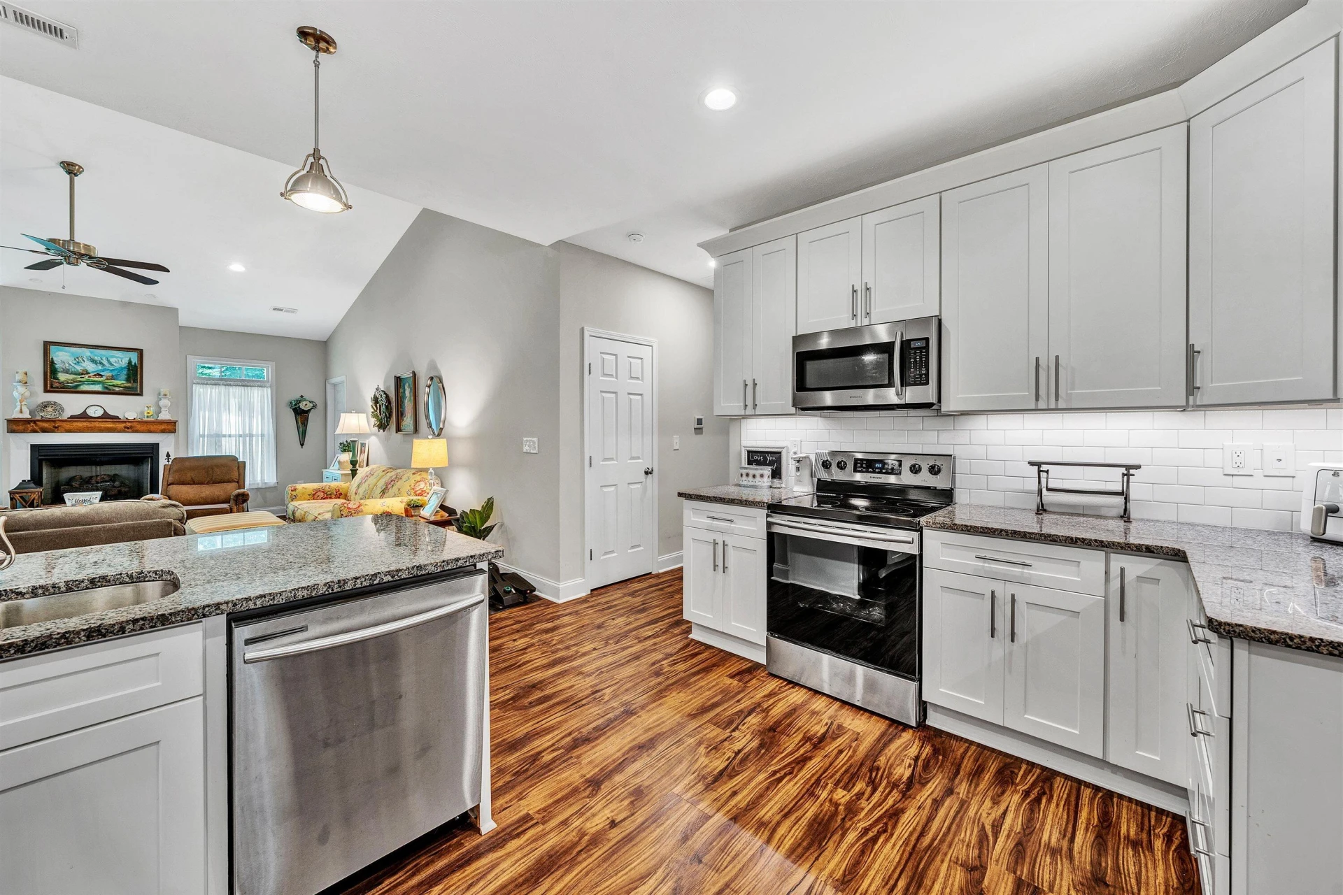 4273 Daugherty RD - Photo 6