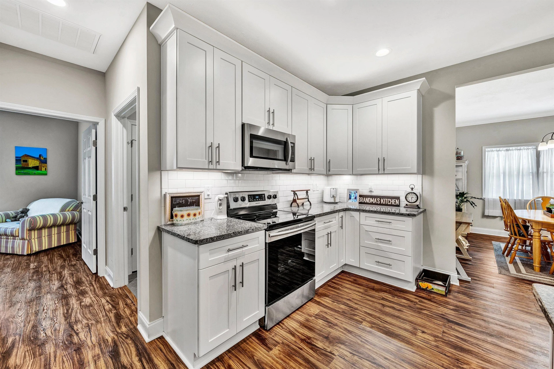4273 Daugherty RD - Photo 9