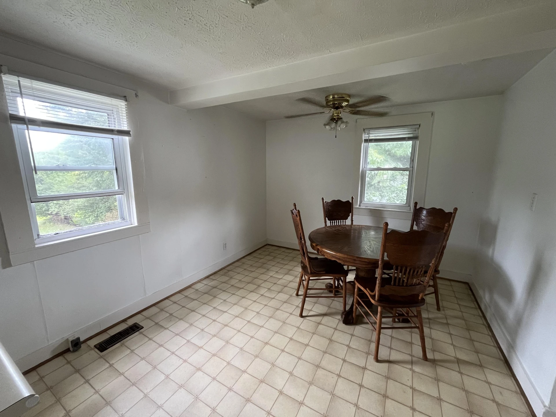 1006 Madison ST - Photo 8
