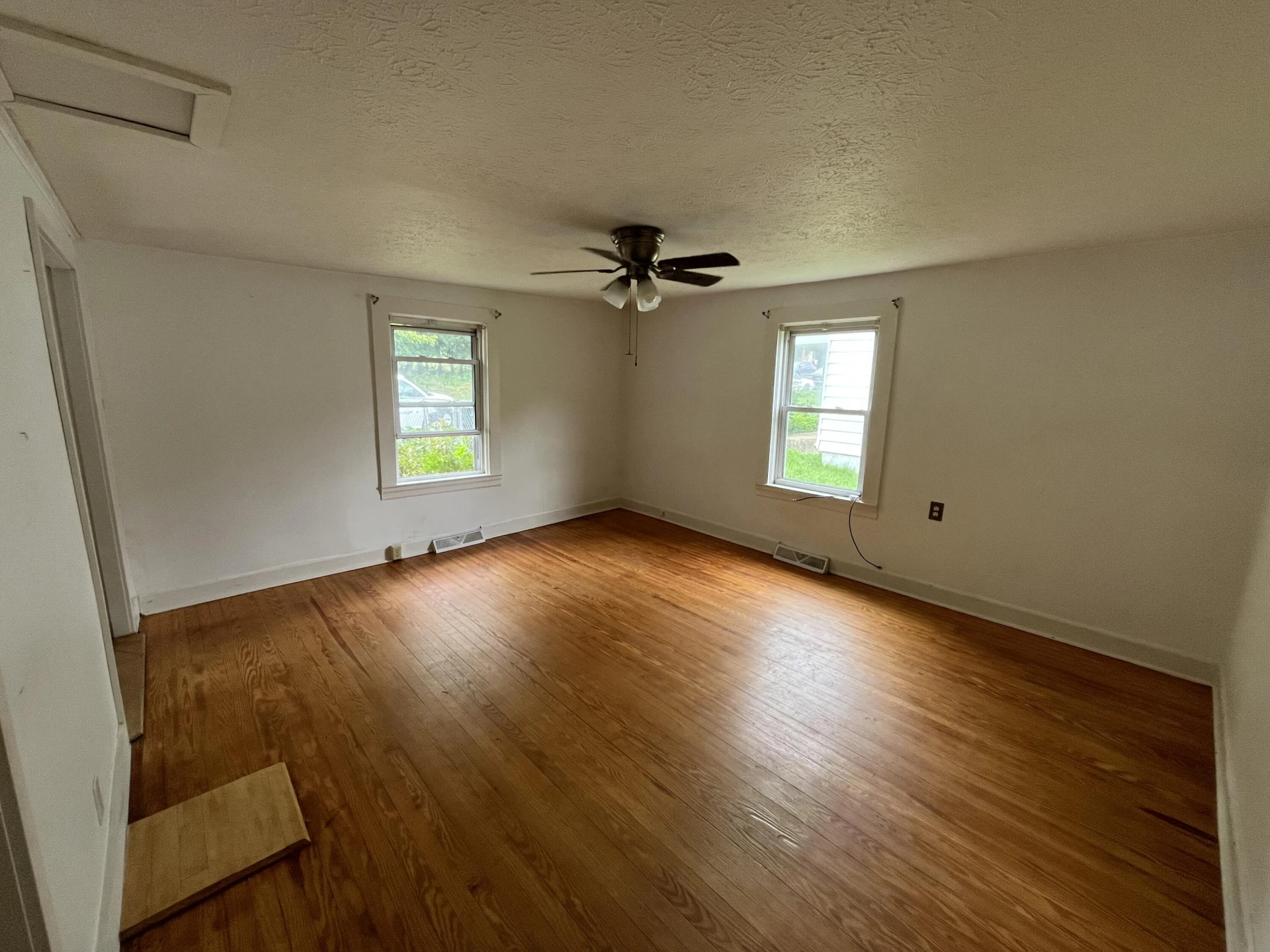 1006 Madison ST - Photo 9