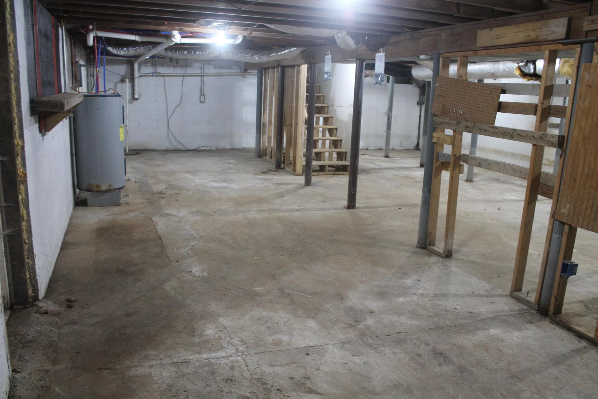 1596 Fort Chiswell RD - Photo 25