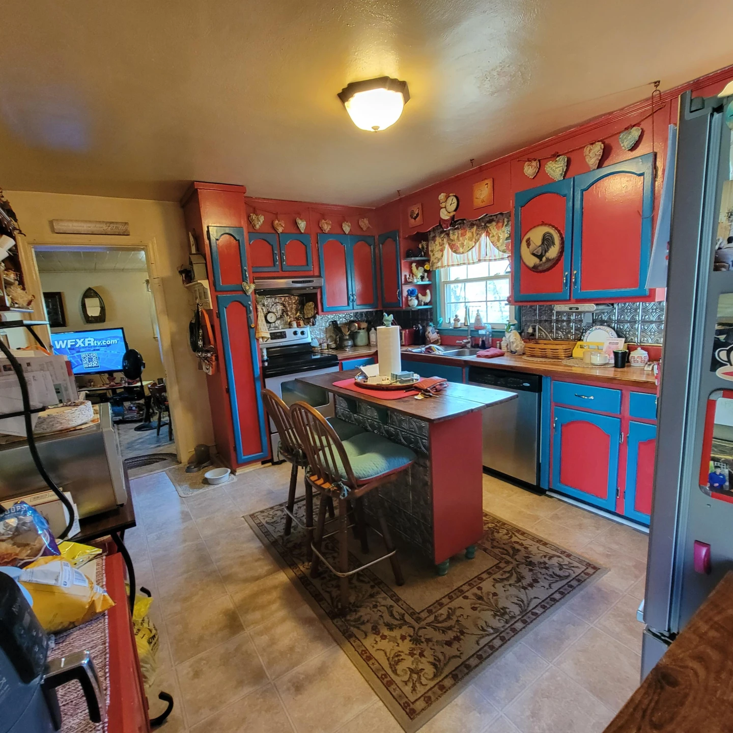 145 Whitten ST - Photo 4