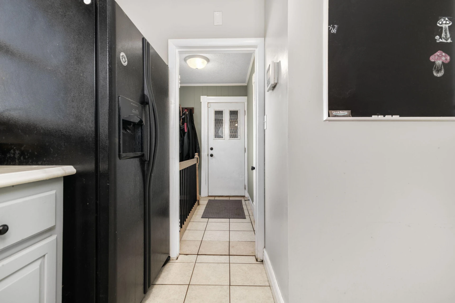 525 Monticello AVE - Photo 10