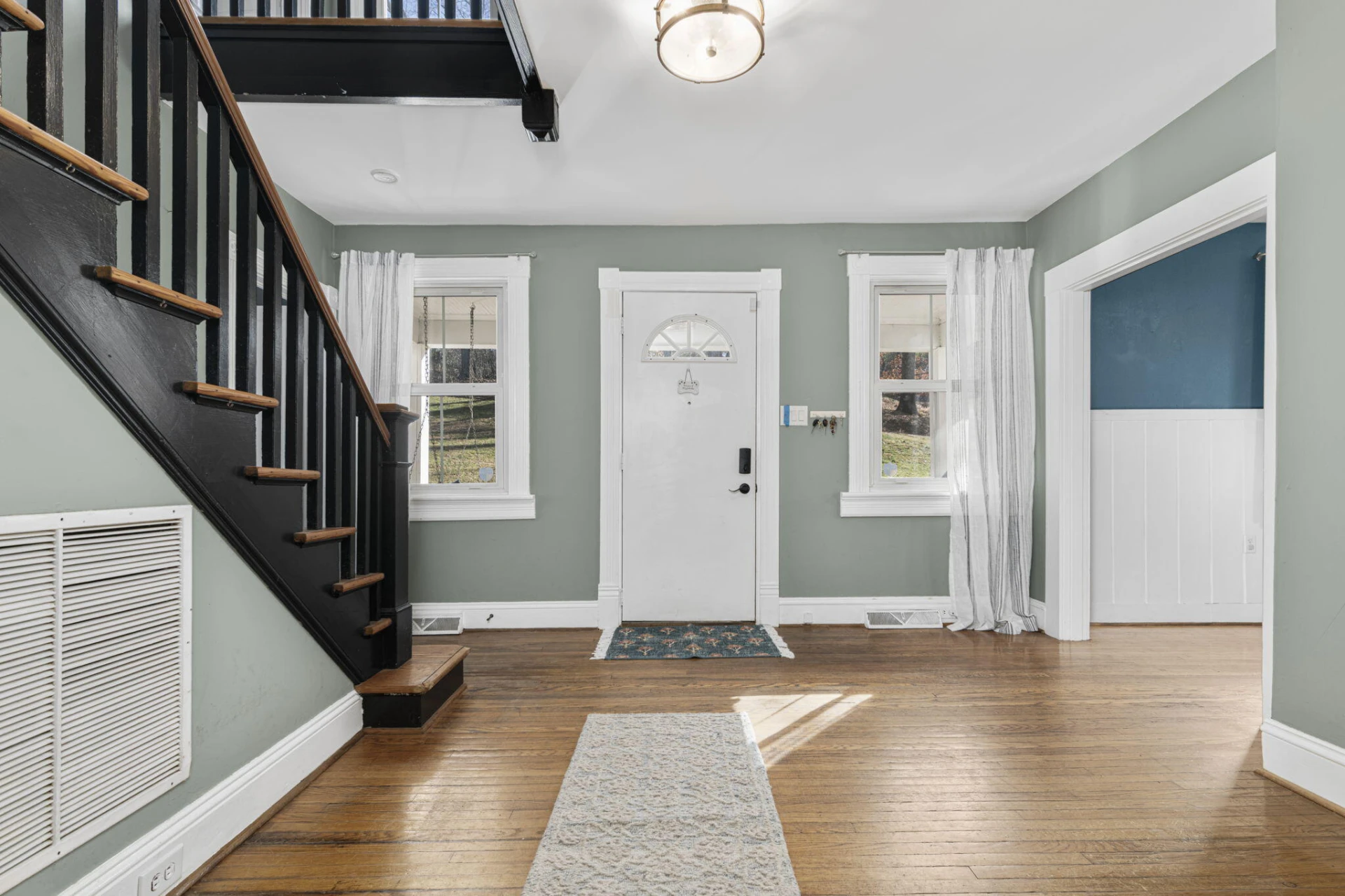 525 Monticello AVE - Photo 14