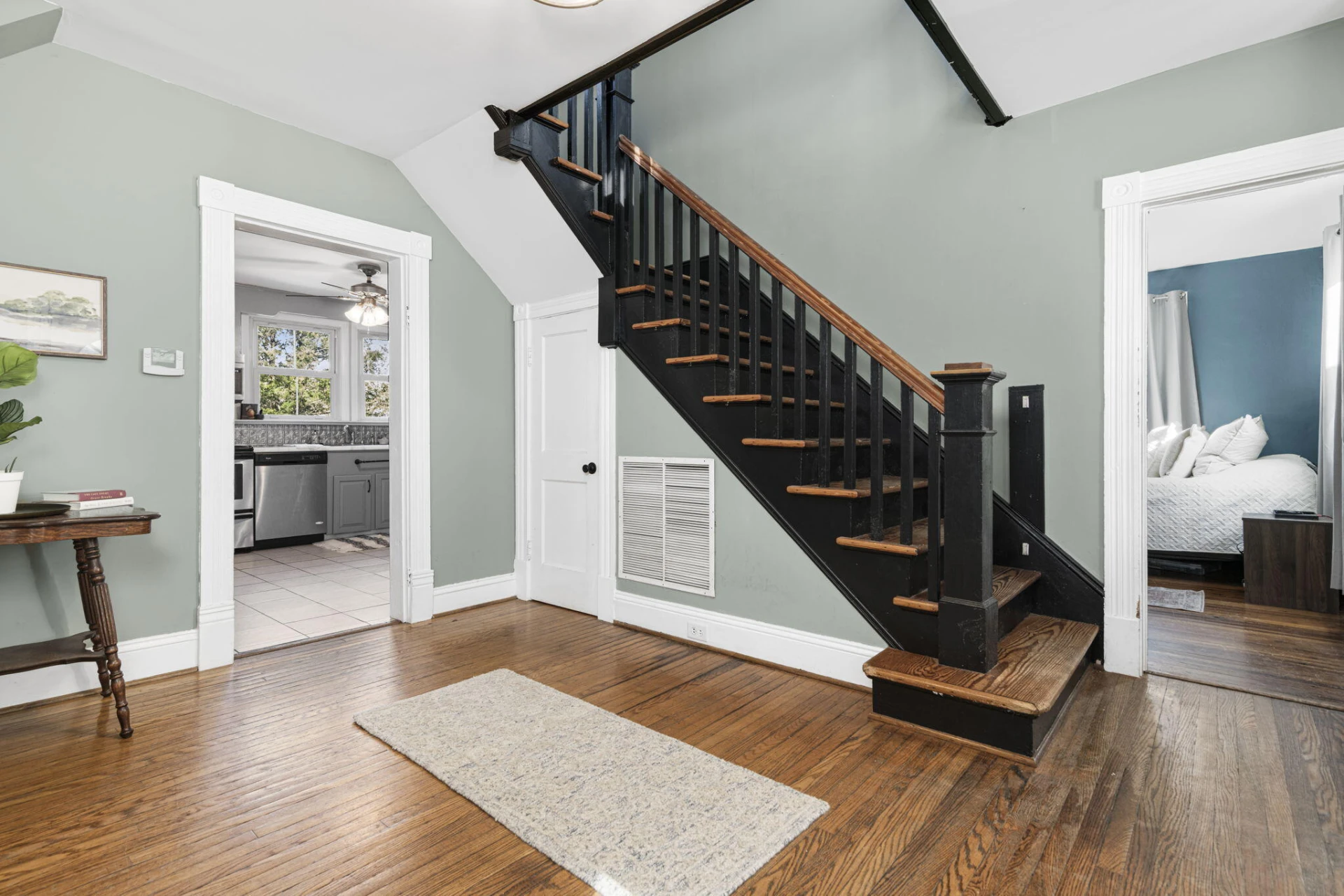 525 Monticello AVE - Photo 15