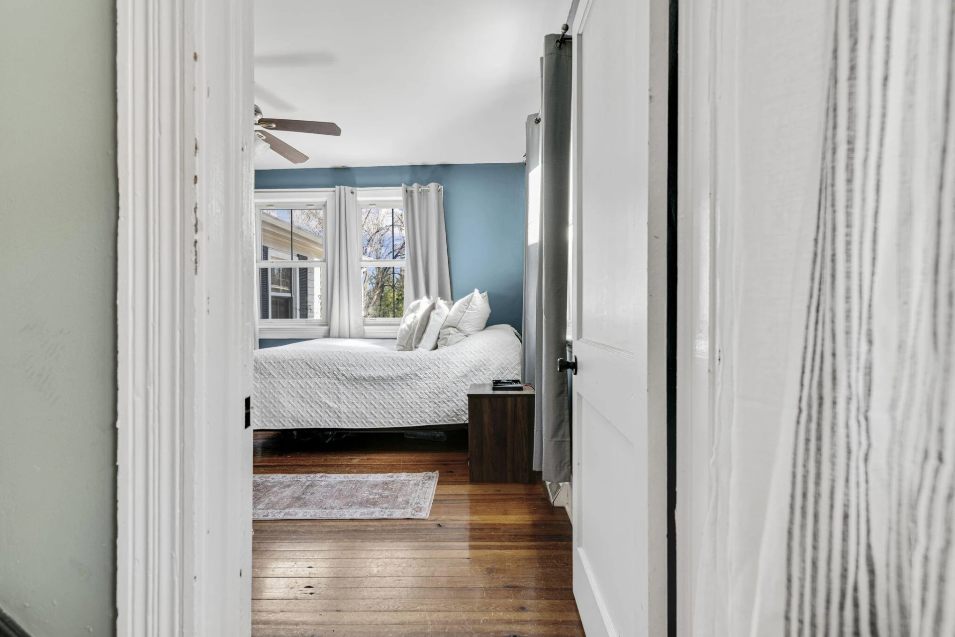 525 Monticello AVE - Photo 16