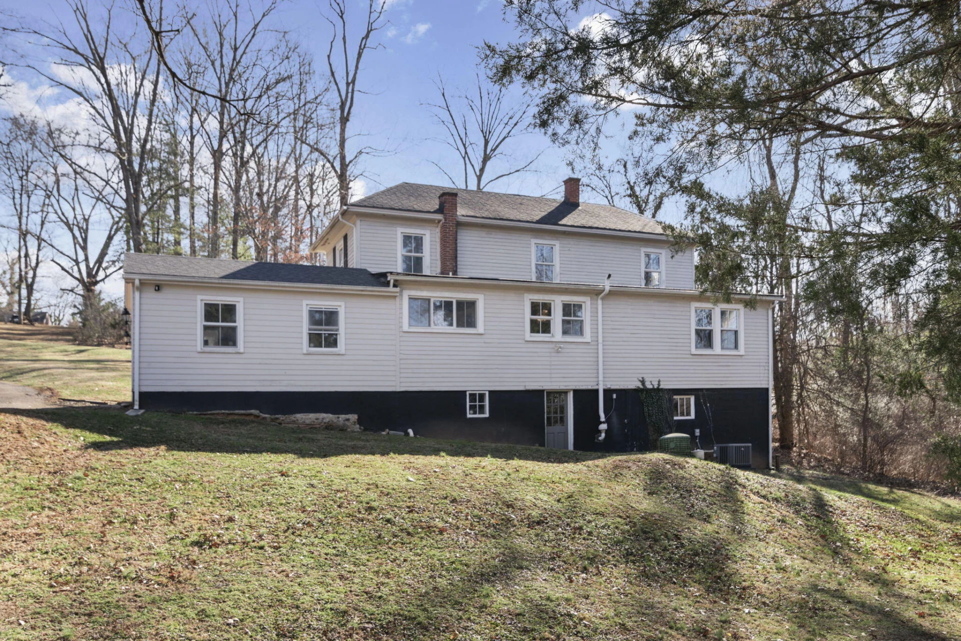 525 Monticello AVE - Photo 35