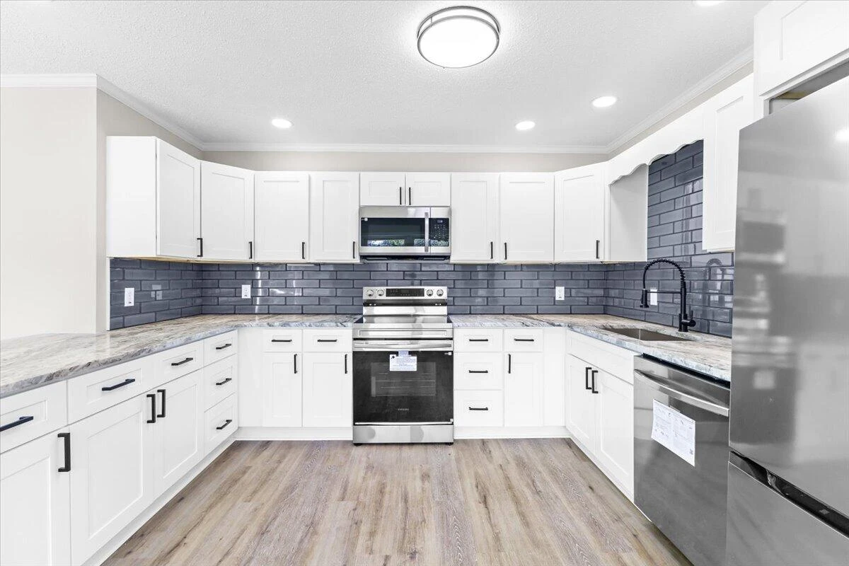 133 Starling LN - Photo 3
