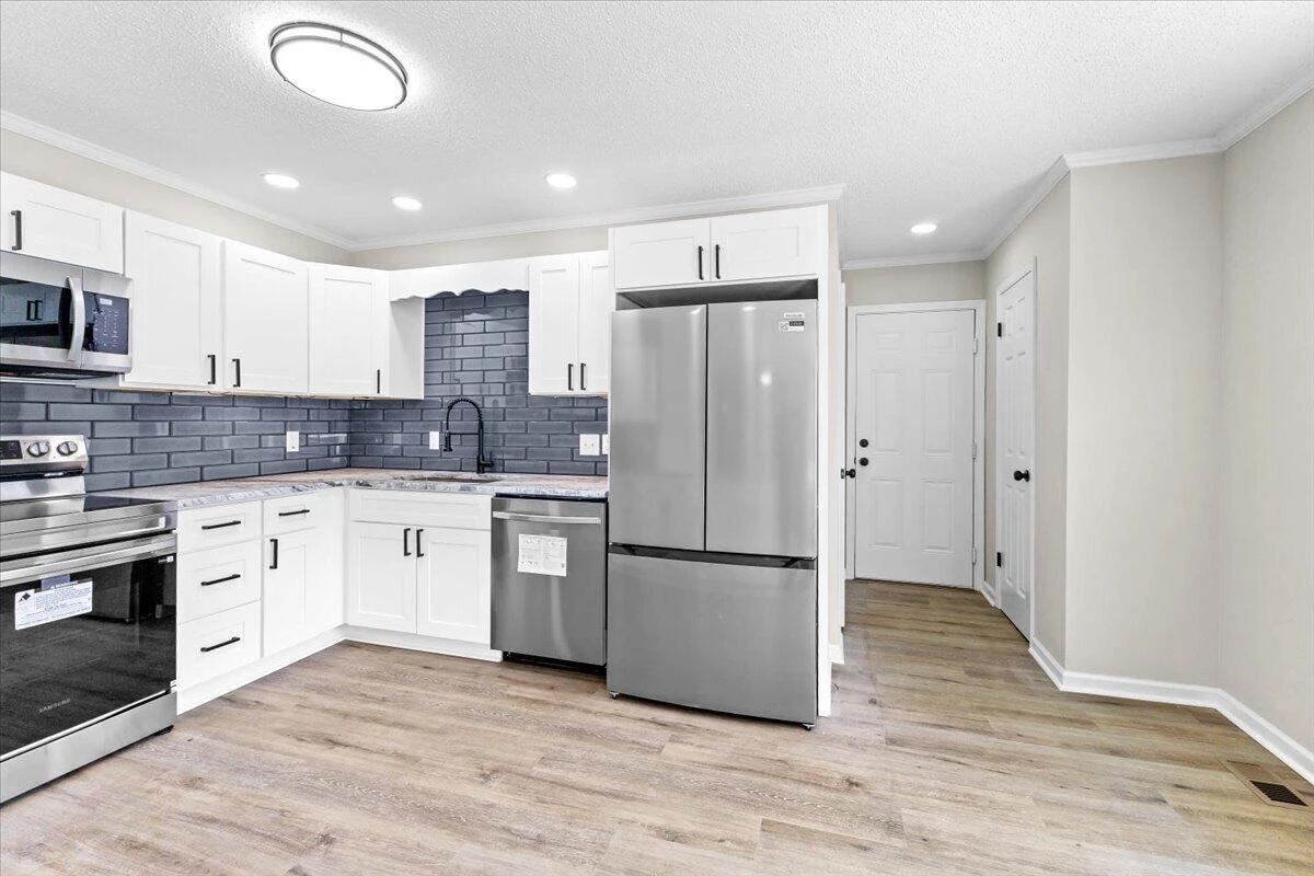 133 Starling LN - Photo 4