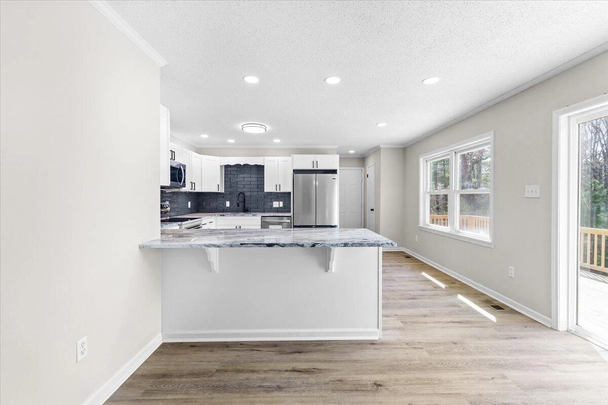 133 Starling LN - Photo 6