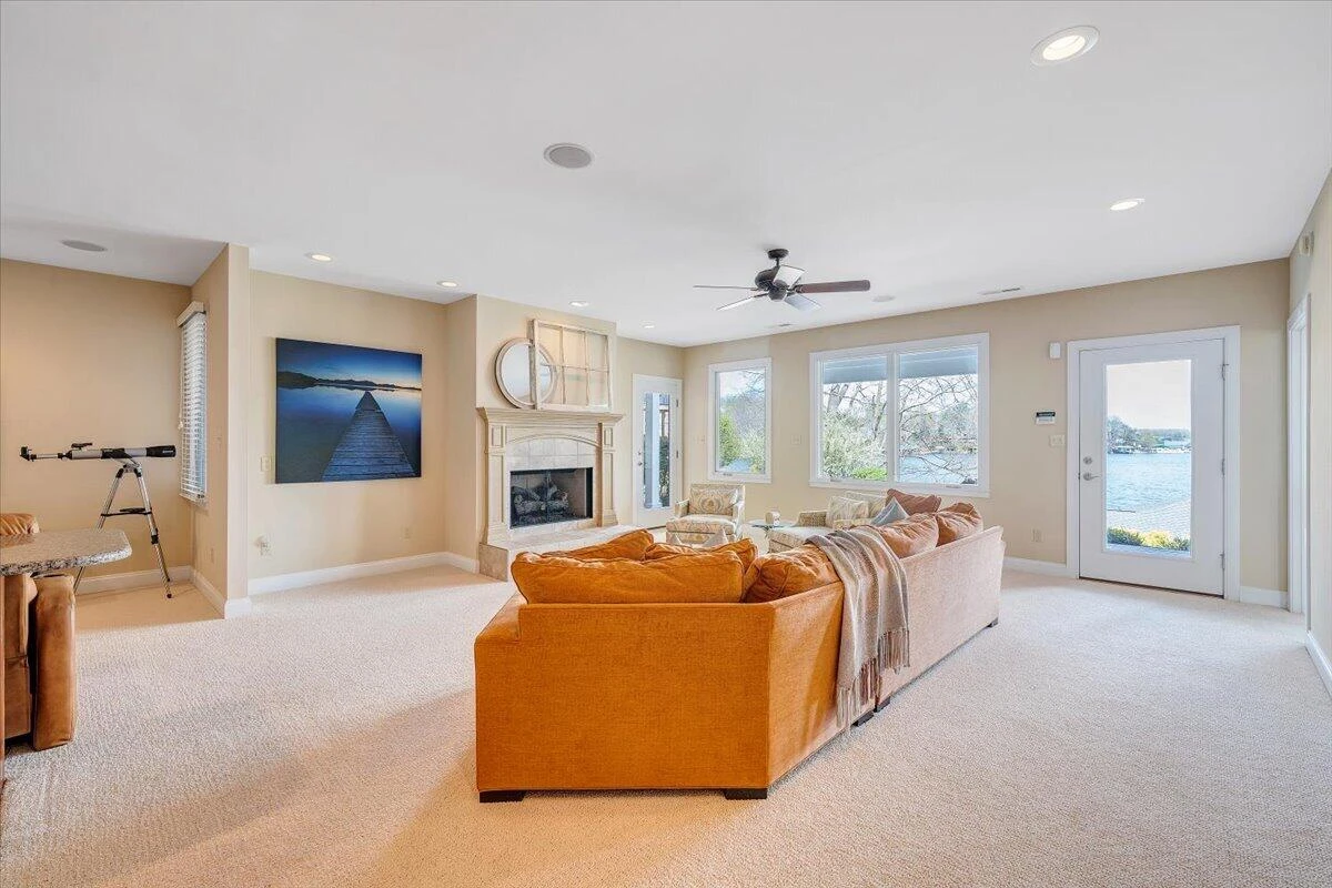 8599 Burnt Chimney RD - Photo 106