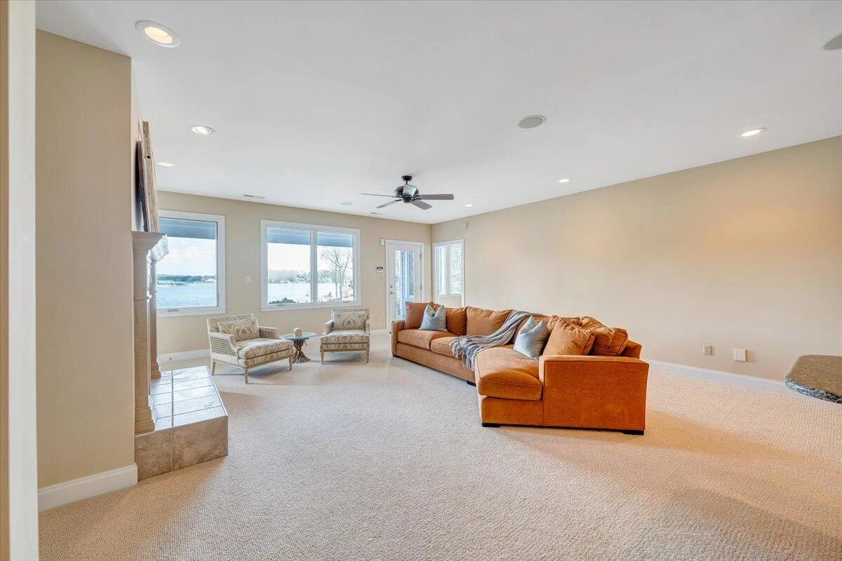 8599 Burnt Chimney RD - Photo 108