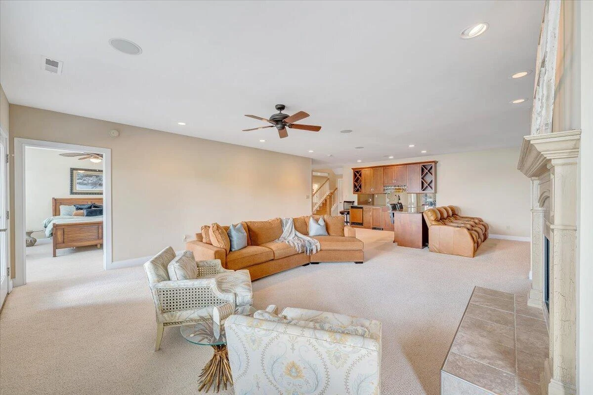 8599 Burnt Chimney RD - Photo 112