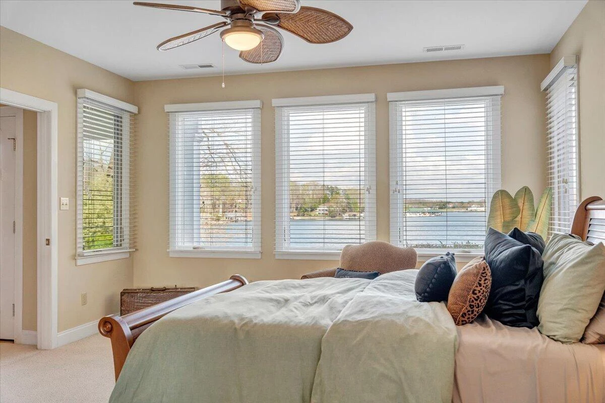 8599 Burnt Chimney RD - Photo 118