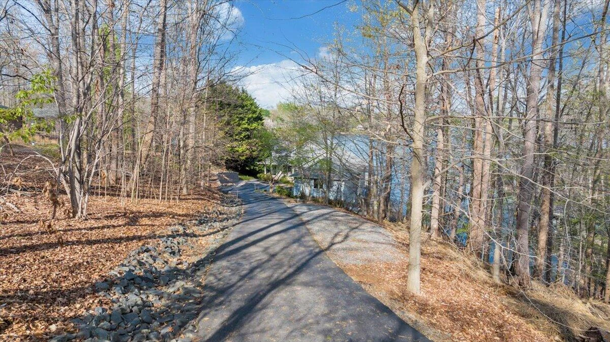 8599 Burnt Chimney RD - Photo 165