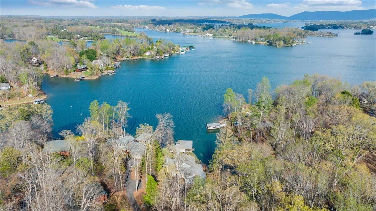8599 Burnt Chimney RD - Photo 171