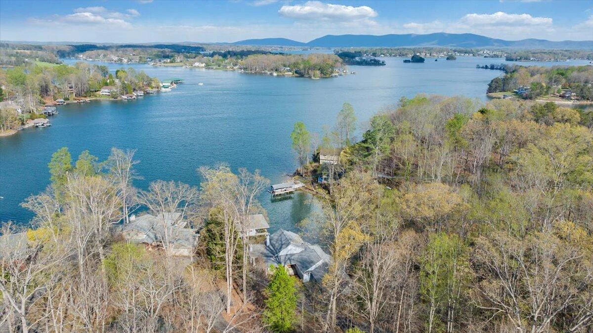 8599 Burnt Chimney RD - Photo 172