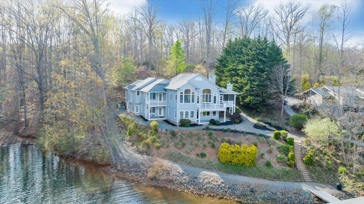 8599 Burnt Chimney RD - Photo 185