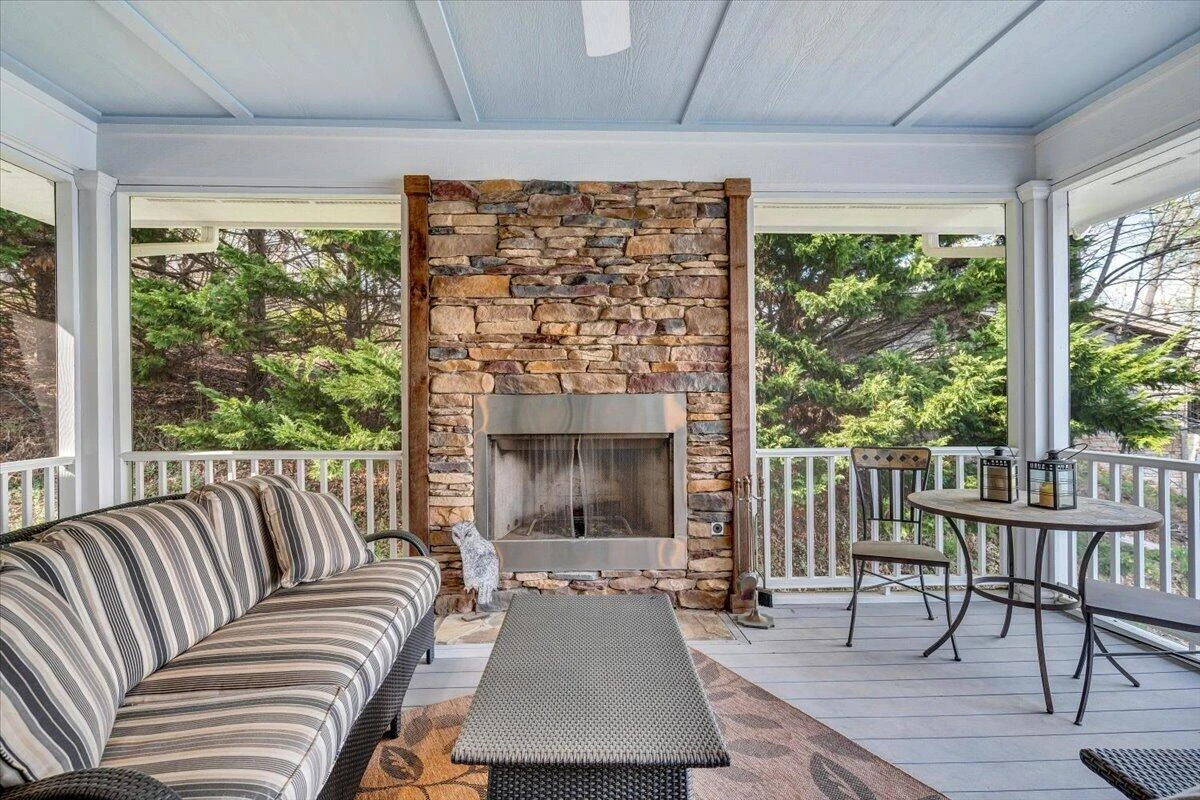 8599 Burnt Chimney RD - Photo 91