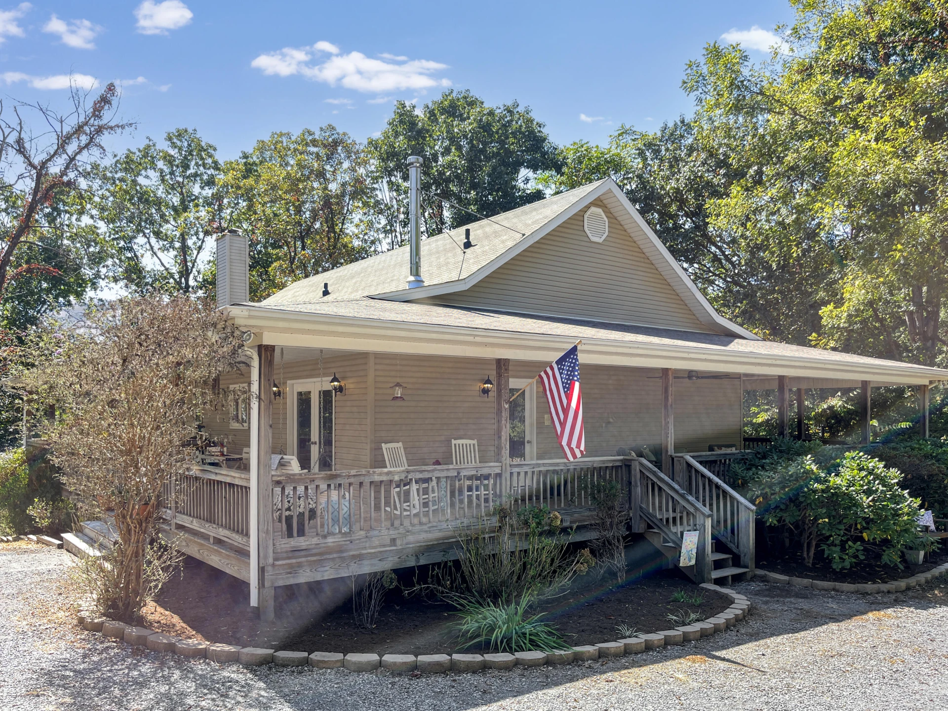 411 Hardbarger RD - Photo 4