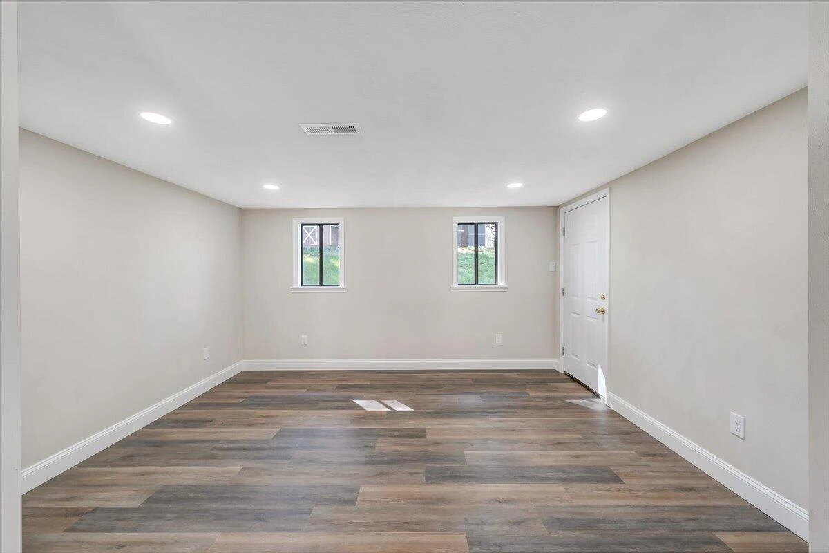 2159 Beavers LN - Photo 16