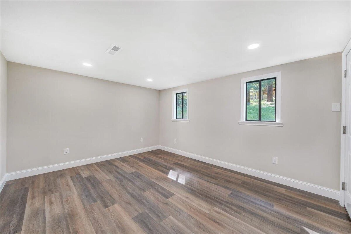 2159 Beavers LN - Photo 18