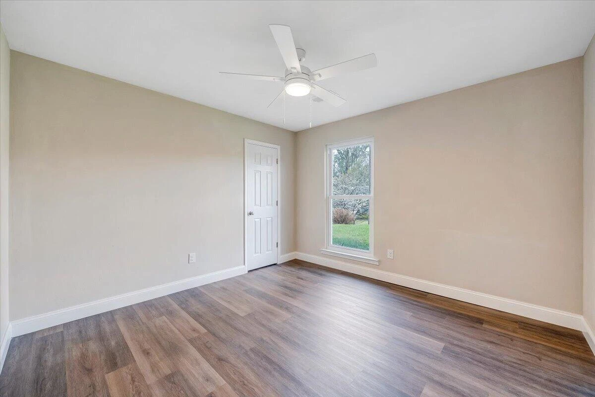 2159 Beavers LN - Photo 32