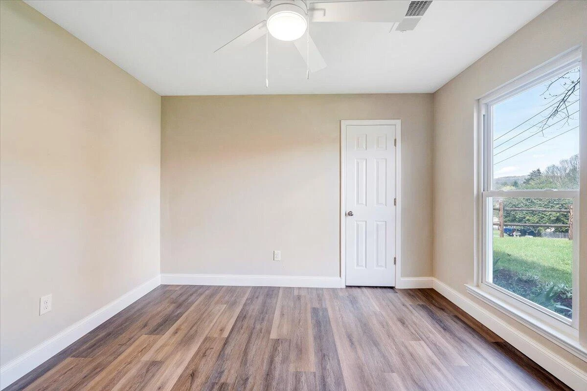 2159 Beavers LN - Photo 33