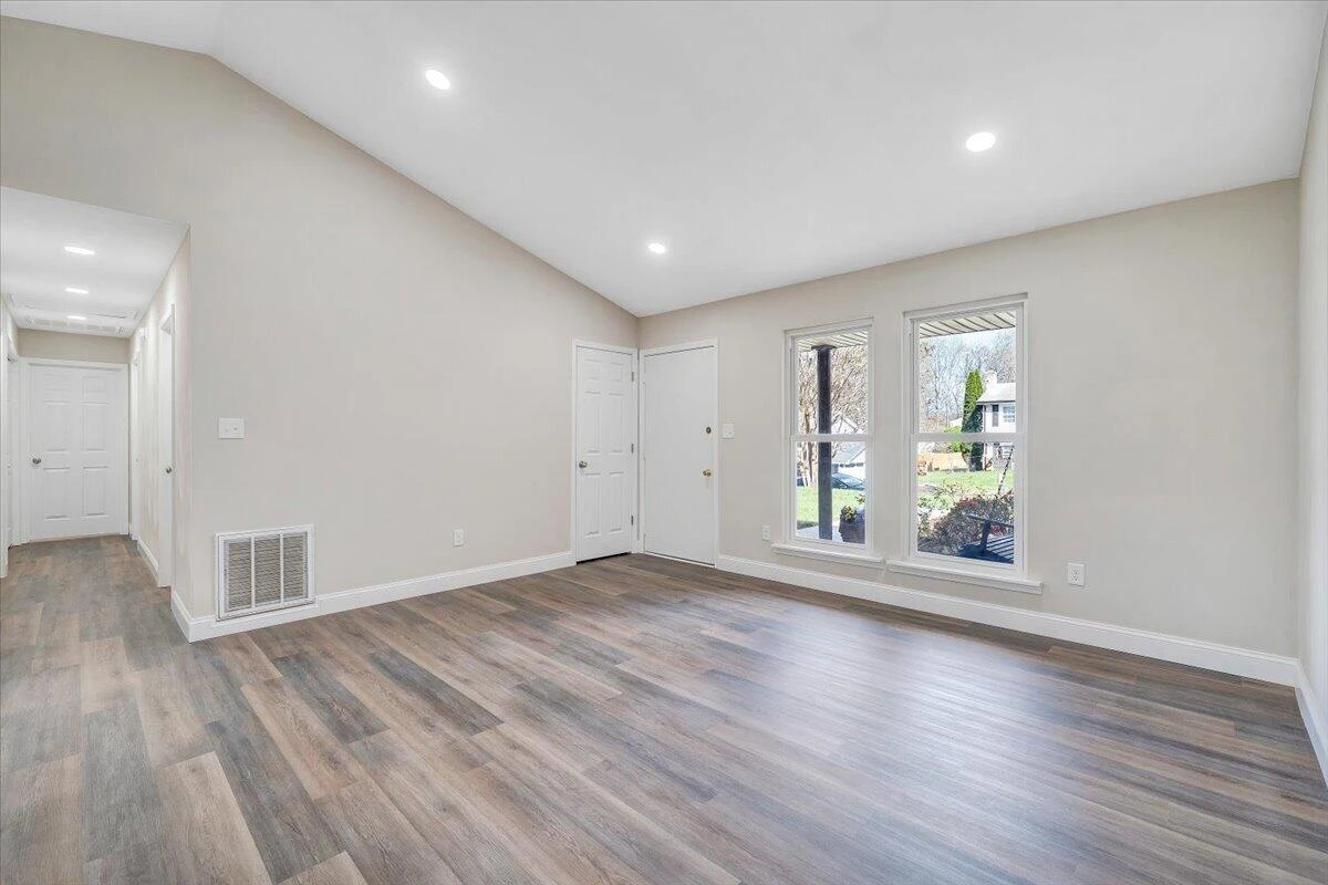 2159 Beavers LN - Photo 6