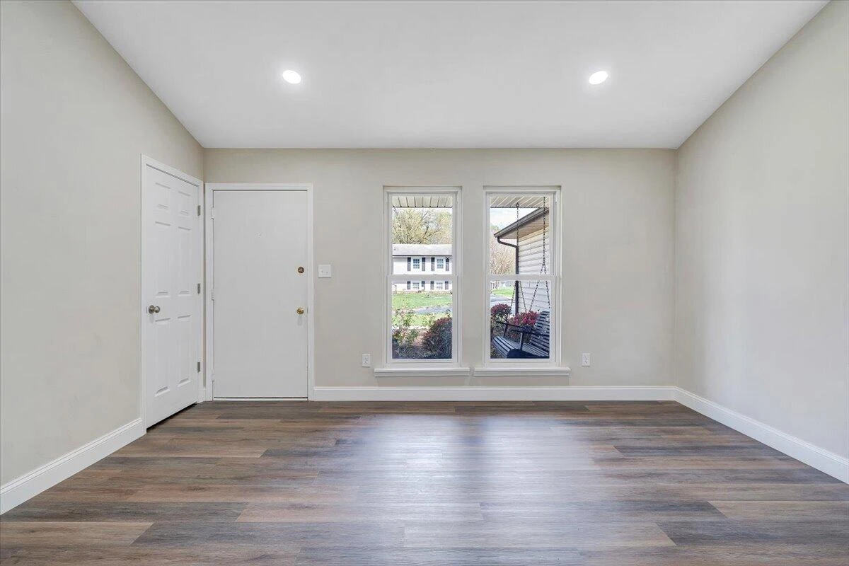 2159 Beavers LN - Photo 7