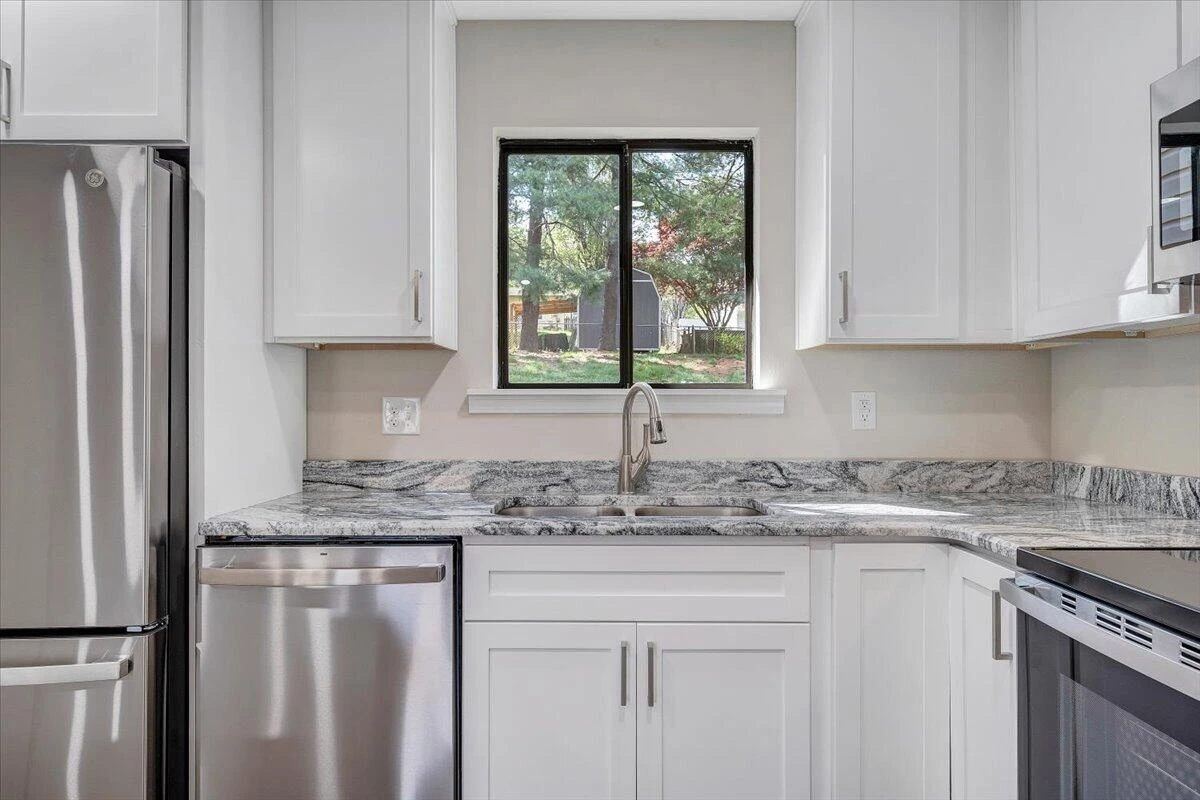 2159 Beavers LN - Photo 10