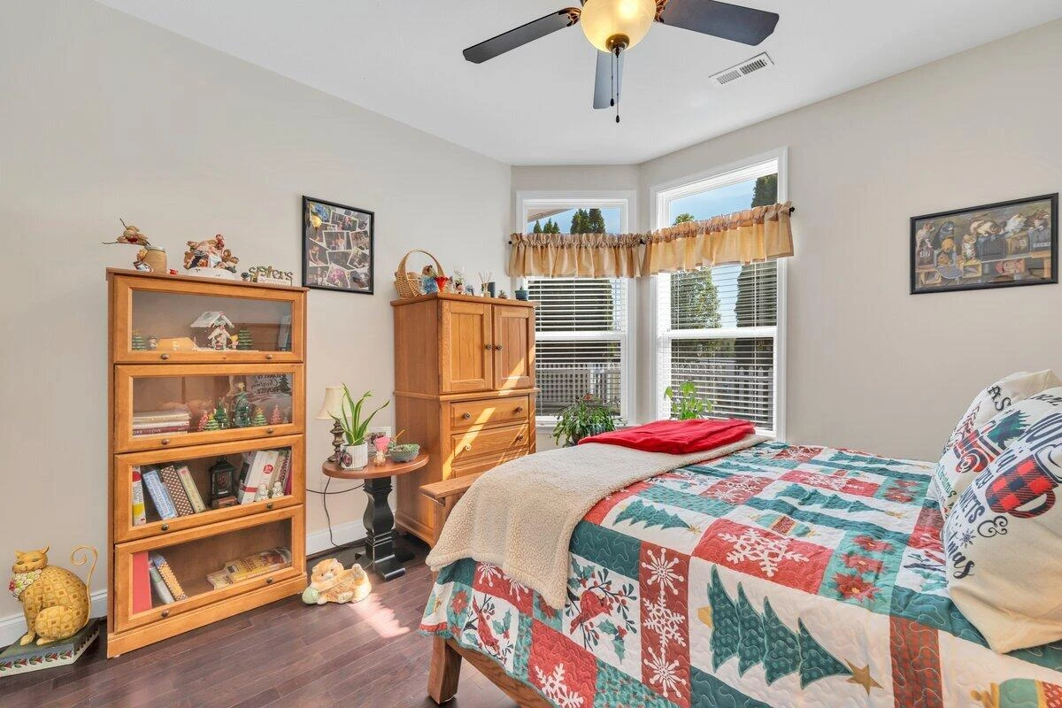 1028 Mayberry Hills WAY - Photo 22