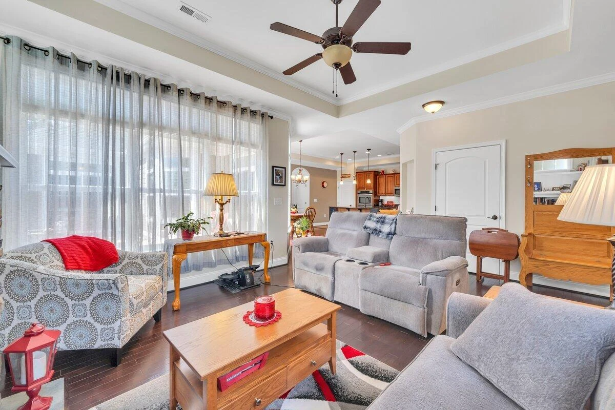 1028 Mayberry Hills WAY - Photo 7