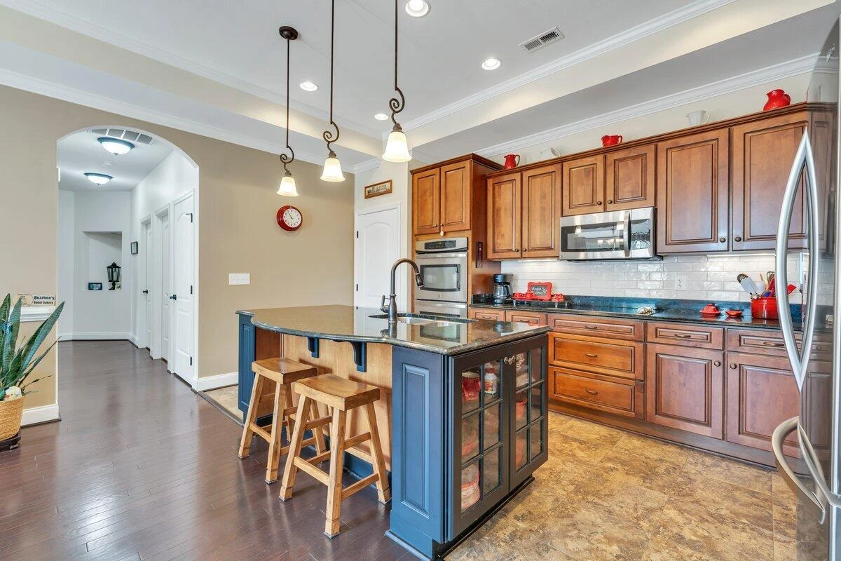 1028 Mayberry Hills WAY - Photo 9